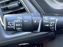 ハイブリッド　禁煙車　ホンダセンシング　純正ナビ　ＨＤＭＩ　衝突軽減ブレーキ　レーンキープアシスト　カーテンエアバッグ　バックカメラ　ビルトインＥＴＣ　前後ドライブレコーダー　純正アルミホイール　純正フロアマット（22枚目）