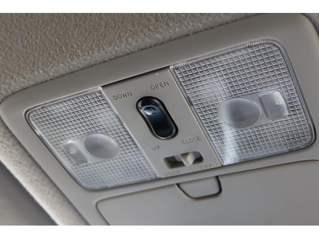 エクストレイル 　６ＭＴ　１オーナーガレージ保管　禁煙車　ディーラー記録簿　サンルーフ　Ｆドラレコ　防水シート　Ｂｌｕｅｔｏｏｔｈ　Ｆオーバーライダー　前後アンダーカバー　バックカメラ　ＥＴＣ　ＳＤナビ　地デジ　ＨＩＤ（18枚目）