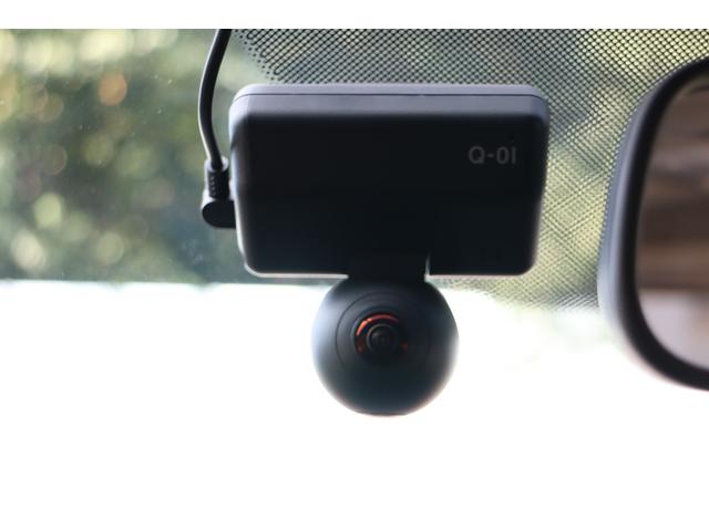 エクストレイル 　６ＭＴ　１オーナーガレージ保管　禁煙車　ディーラー記録簿　サンルーフ　Ｆドラレコ　防水シート　Ｂｌｕｅｔｏｏｔｈ　Ｆオーバーライダー　前後アンダーカバー　バックカメラ　ＥＴＣ　ＳＤナビ　地デジ　ＨＩＤ（19枚目）
