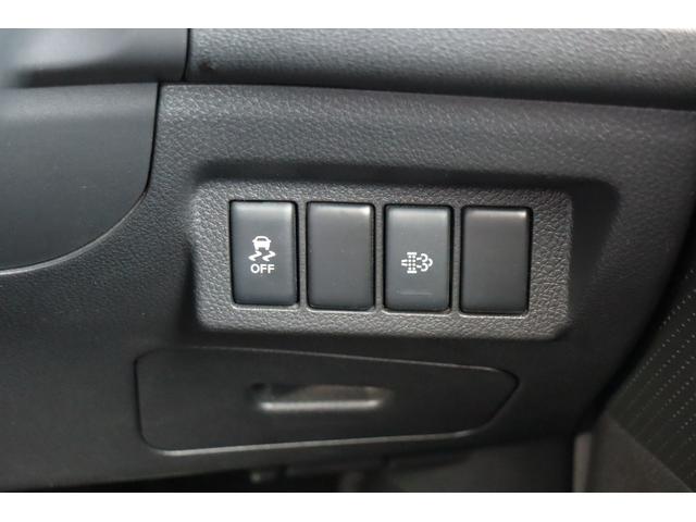 エクストレイル 　６ＭＴ　１オーナーガレージ保管　禁煙車　ディーラー記録簿　サンルーフ　Ｆドラレコ　防水シート　Ｂｌｕｅｔｏｏｔｈ　Ｆオーバーライダー　前後アンダーカバー　バックカメラ　ＥＴＣ　ＳＤナビ　地デジ　ＨＩＤ（27枚目）