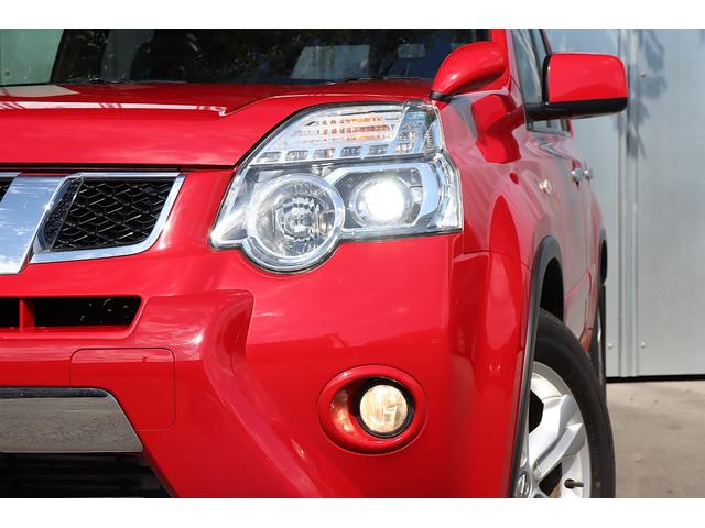 エクストレイル 　６ＭＴ　１オーナーガレージ保管　禁煙車　ディーラー記録簿　サンルーフ　Ｆドラレコ　防水シート　Ｂｌｕｅｔｏｏｔｈ　Ｆオーバーライダー　前後アンダーカバー　バックカメラ　ＥＴＣ　ＳＤナビ　地デジ　ＨＩＤ（42枚目）
