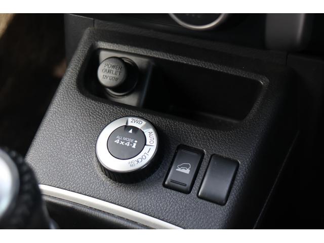 エクストレイル 　６ＭＴ　１オーナーガレージ保管　禁煙車　ディーラー記録簿　サンルーフ　Ｆドラレコ　防水シート　Ｂｌｕｅｔｏｏｔｈ　Ｆオーバーライダー　前後アンダーカバー　バックカメラ　ＥＴＣ　ＳＤナビ　地デジ　ＨＩＤ（63枚目）
