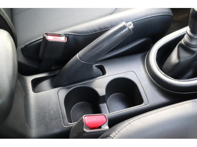 エクストレイル 　６ＭＴ　１オーナーガレージ保管　禁煙車　ディーラー記録簿　サンルーフ　Ｆドラレコ　防水シート　Ｂｌｕｅｔｏｏｔｈ　Ｆオーバーライダー　前後アンダーカバー　バックカメラ　ＥＴＣ　ＳＤナビ　地デジ　ＨＩＤ（64枚目）
