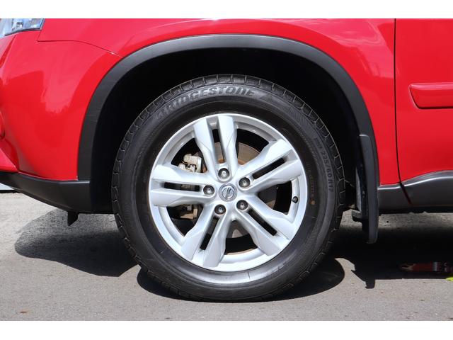 エクストレイル 　６ＭＴ　１オーナーガレージ保管　禁煙車　ディーラー記録簿　サンルーフ　Ｆドラレコ　防水シート　Ｂｌｕｅｔｏｏｔｈ　Ｆオーバーライダー　前後アンダーカバー　バックカメラ　ＥＴＣ　ＳＤナビ　地デジ　ＨＩＤ（71枚目）