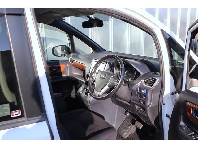 ヴォクシー ハイブリッドV 1オーナー モデリスタエアロ 9インチナビ TVキャンセラー 後席モニター Bluetooth LEDヘッドライト レーダー ドラレコ シートヒーター クルコン 片側電動スライド ETC バックカメラ(32枚目)