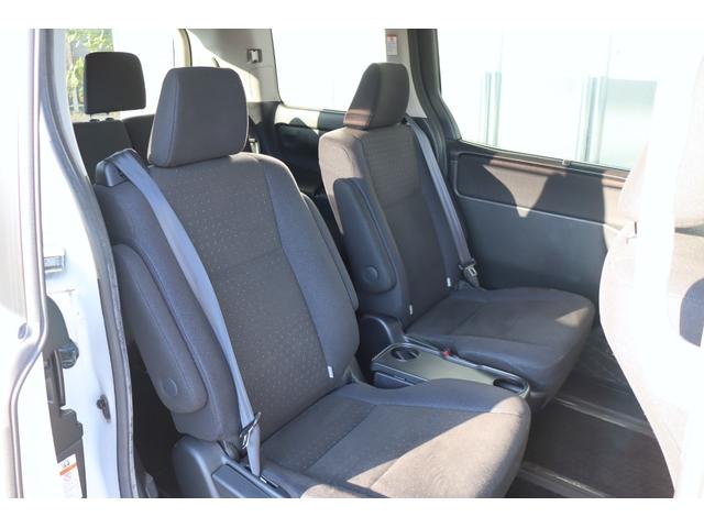 ヴォクシー ハイブリッドV 1オーナー モデリスタエアロ 9インチナビ TVキャンセラー 後席モニター Bluetooth LEDヘッドライト レーダー ドラレコ シートヒーター クルコン 片側電動スライド ETC バックカメラ(36枚目)