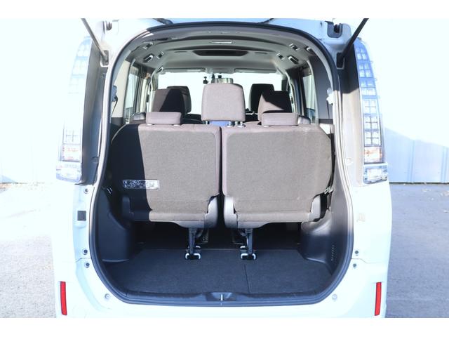 ヴォクシー ハイブリッドV 1オーナー モデリスタエアロ 9インチナビ TVキャンセラー 後席モニター Bluetooth LEDヘッドライト レーダー ドラレコ シートヒーター クルコン 片側電動スライド ETC バックカメラ(73枚目)