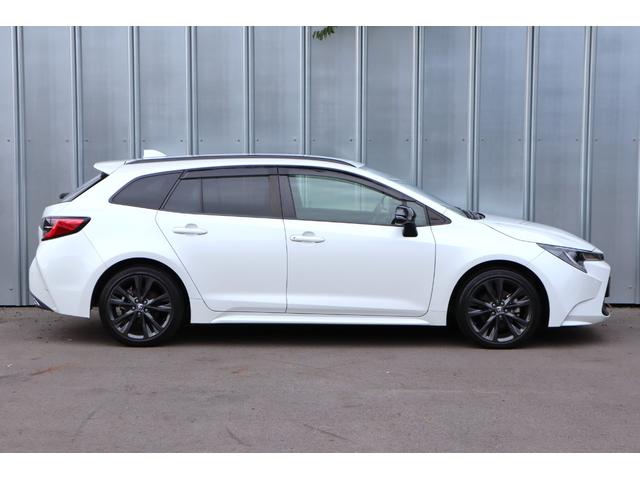 カローラツーリング ダブルバイビー　１オーナー　禁煙車　ブラインドスポットモニター　ヘッドアップディスプレイ　Ｂｌｕｅｔｏｏｔｈ　障害物センサー　衝突被害軽減ブレーキ　追従クルコン　シートヒーター　ステアリングヒーター　ルーフスポイラー（12枚目）