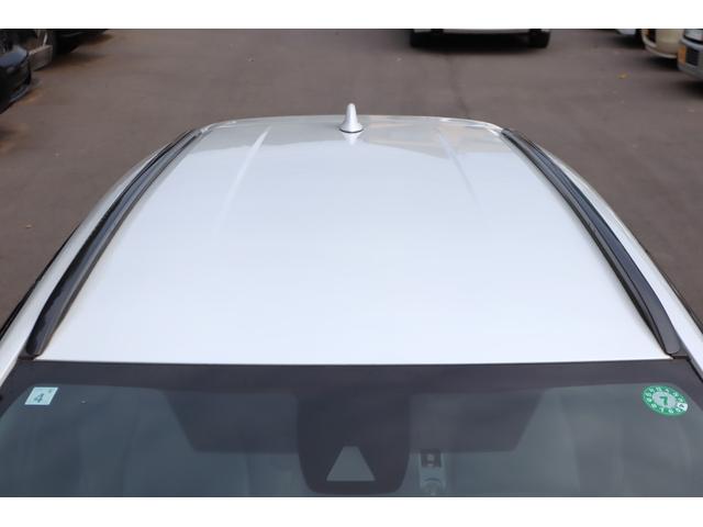 カローラツーリング ダブルバイビー　１オーナー　禁煙車　ブラインドスポットモニター　ヘッドアップディスプレイ　Ｂｌｕｅｔｏｏｔｈ　障害物センサー　衝突被害軽減ブレーキ　追従クルコン　シートヒーター　ステアリングヒーター　ルーフスポイラー（14枚目）