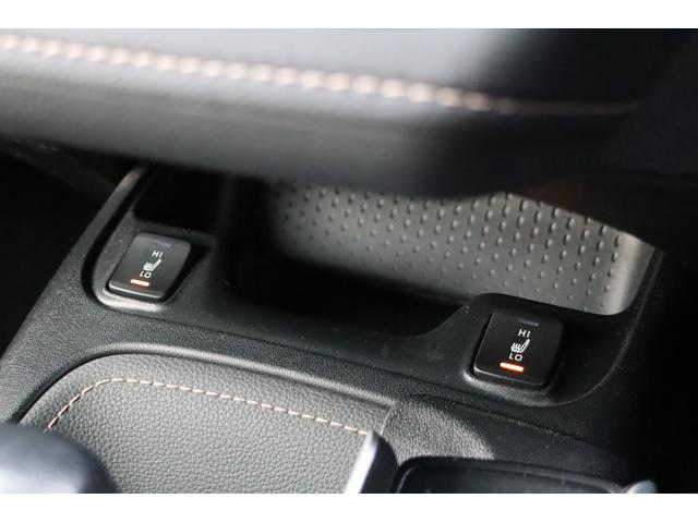 カローラツーリング ダブルバイビー　１オーナー　禁煙車　ブラインドスポットモニター　ヘッドアップディスプレイ　Ｂｌｕｅｔｏｏｔｈ　障害物センサー　衝突被害軽減ブレーキ　追従クルコン　シートヒーター　ステアリングヒーター　ルーフスポイラー（62枚目）