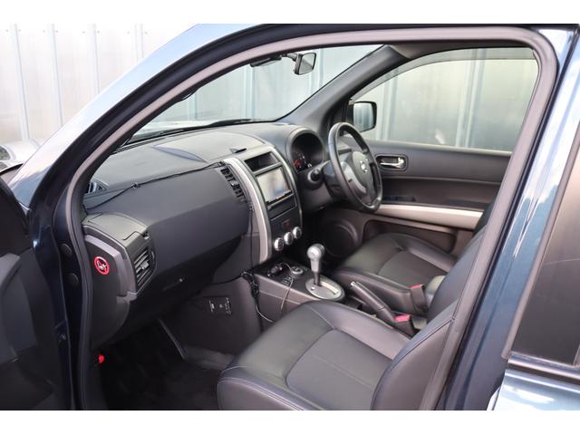 エクストレイル ２０Ｘｔｔ　全席シートヒーター　クルーズコントロール　Ｂｌｕｅｔｏｏｔｈ　３６０度ドラレコ　スマートキー　純正１８インチＡＷ　ＥＴＣ　ＨＩＤヘッドライト　タイヤ４本７分山（ブリジストンＤＵＥＬＥＲ　２０２０年製）（43枚目）