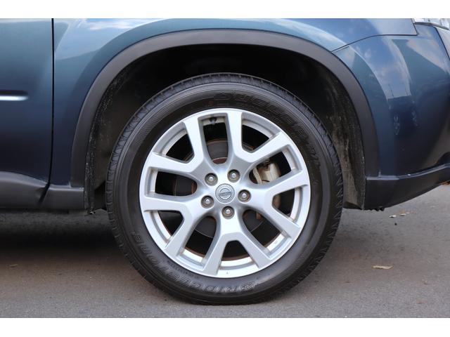 エクストレイル ２０Ｘｔｔ　全席シートヒーター　クルーズコントロール　Ｂｌｕｅｔｏｏｔｈ　３６０度ドラレコ　スマートキー　純正１８インチＡＷ　ＥＴＣ　ＨＩＤヘッドライト　タイヤ４本７分山（ブリジストンＤＵＥＬＥＲ　２０２０年製）（49枚目）