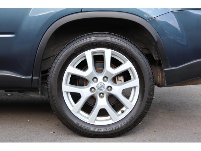 エクストレイル ２０Ｘｔｔ　全席シートヒーター　クルーズコントロール　Ｂｌｕｅｔｏｏｔｈ　３６０度ドラレコ　スマートキー　純正１８インチＡＷ　ＥＴＣ　ＨＩＤヘッドライト　タイヤ４本７分山（ブリジストンＤＵＥＬＥＲ　２０２０年製）（52枚目）