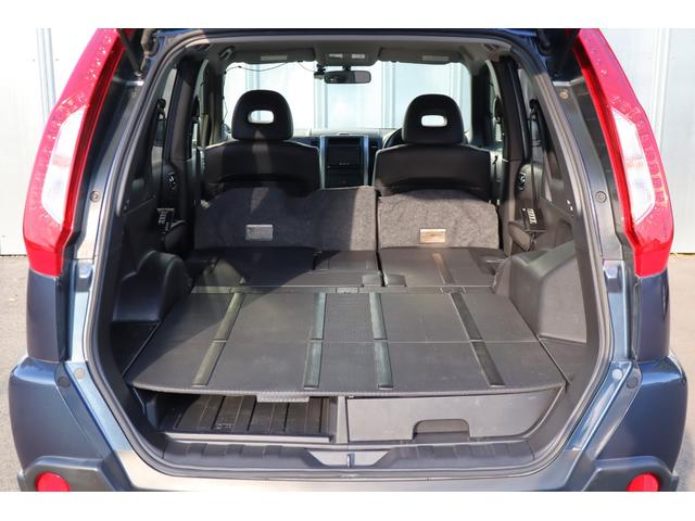 エクストレイル ２０Ｘｔｔ　全席シートヒーター　クルーズコントロール　Ｂｌｕｅｔｏｏｔｈ　３６０度ドラレコ　スマートキー　純正１８インチＡＷ　ＥＴＣ　ＨＩＤヘッドライト　タイヤ４本７分山（ブリジストンＤＵＥＬＥＲ　２０２０年製）（69枚目）