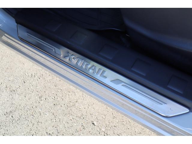 エクストレイル ２０ＧＴ　Ｓ　６速ＡＴディーゼルターボ　ハイパールーフレール　ＢＦグッドリッチトレイルテレーン　スマートキー　メッキベゼルフォグ　バックカメラ　ＥＴＣ　ＨＩＤヘッドライト　寒冷地仕様（4枚目）