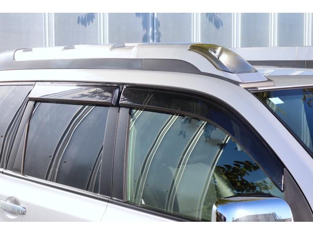 エクストレイル ２０ＧＴ　Ｓ　６速ＡＴディーゼルターボ　ハイパールーフレール　ＢＦグッドリッチトレイルテレーン　スマートキー　メッキベゼルフォグ　バックカメラ　ＥＴＣ　ＨＩＤヘッドライト　寒冷地仕様（25枚目）