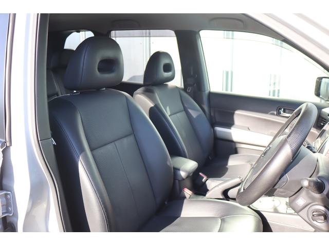 エクストレイル ２０ＧＴ　Ｓ　６速ＡＴディーゼルターボ　ハイパールーフレール　ＢＦグッドリッチトレイルテレーン　スマートキー　メッキベゼルフォグ　バックカメラ　ＥＴＣ　ＨＩＤヘッドライト　寒冷地仕様（28枚目）