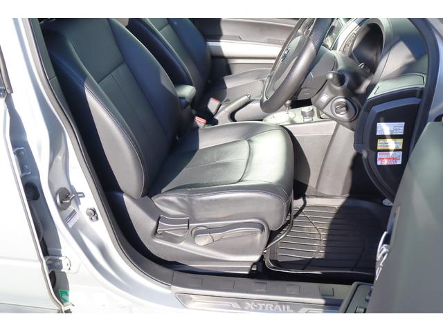 エクストレイル ２０ＧＴ　Ｓ　６速ＡＴディーゼルターボ　ハイパールーフレール　ＢＦグッドリッチトレイルテレーン　スマートキー　メッキベゼルフォグ　バックカメラ　ＥＴＣ　ＨＩＤヘッドライト　寒冷地仕様（30枚目）