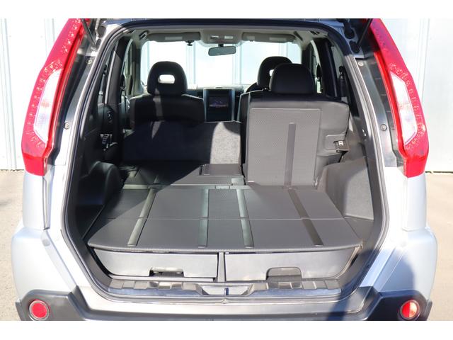 エクストレイル ２０ＧＴ　Ｓ　６速ＡＴディーゼルターボ　ハイパールーフレール　ＢＦグッドリッチトレイルテレーン　スマートキー　メッキベゼルフォグ　バックカメラ　ＥＴＣ　ＨＩＤヘッドライト　寒冷地仕様（67枚目）