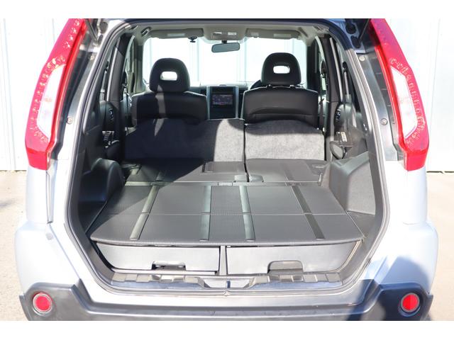 エクストレイル ２０ＧＴ　Ｓ　６速ＡＴディーゼルターボ　ハイパールーフレール　ＢＦグッドリッチトレイルテレーン　スマートキー　メッキベゼルフォグ　バックカメラ　ＥＴＣ　ＨＩＤヘッドライト　寒冷地仕様（69枚目）