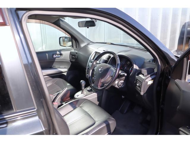 エクストレイル ２０Ｘ　Ｂｌｕｅｔｏｏｔｈ　全席シートヒーター　寒冷地仕様モデル　サイドカメラ　バックカメラ　スマートキー　ＨＩＤヘッドランプ　ＥＴＣ　メーカーナビ　地デジＴＶ　ＣＤ　ＤＶＤ　記録簿　取説（28枚目）