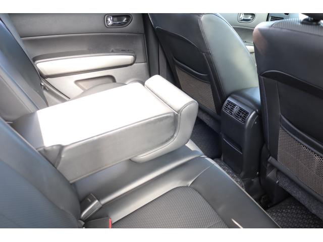 エクストレイル ２０Ｘ　Ｂｌｕｅｔｏｏｔｈ　全席シートヒーター　寒冷地仕様モデル　サイドカメラ　バックカメラ　スマートキー　ＨＩＤヘッドランプ　ＥＴＣ　メーカーナビ　地デジＴＶ　ＣＤ　ＤＶＤ　記録簿　取説（32枚目）