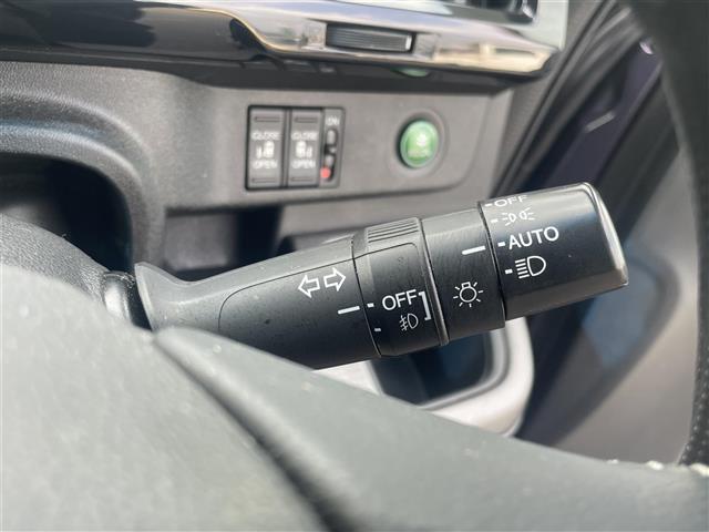 ステップワゴンスパーダ スパーダ　純正ナビゲーション　バックカメラ　ＥＴＣ車載器　衝突軽減ブレーキ　バックカメラ　ステアリングスイッチ　ｒレーンキープアシスト　レーダークルーズコントロール　両側パワースライドドア　プッシュスタート（11枚目）