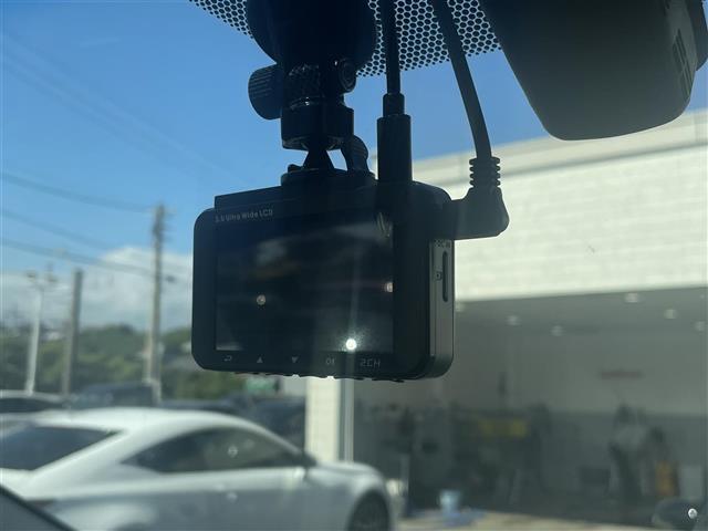 アルファードハイブリッド ＳＲ　Ｃパッケージ　純正ディスプレイオーディオ　Ｂｌｕｅｔｏｏｔｈ　パワーシート　オットマン　ベンチレーション　シートヒーター　サンルーフ　パワーバックドア　衝突軽減ブレーキ　レーダークルーズコントロール　ＥＴＣ（15枚目）