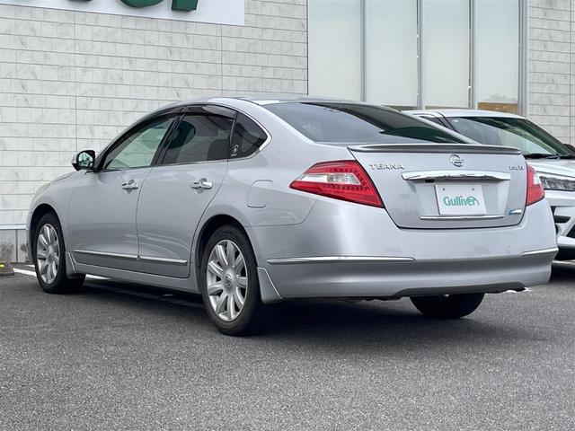 ティアナ ２５０ＸＶ　純正ナビバックカメラ　純正アルミホイール　パワーシート　ＥＴＣ（8枚目）