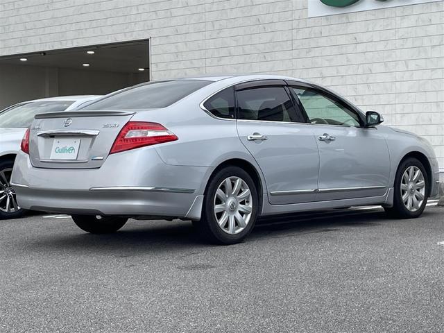 ティアナ ２５０ＸＶ　純正ナビバックカメラ　純正アルミホイール　パワーシート　ＥＴＣ（9枚目）