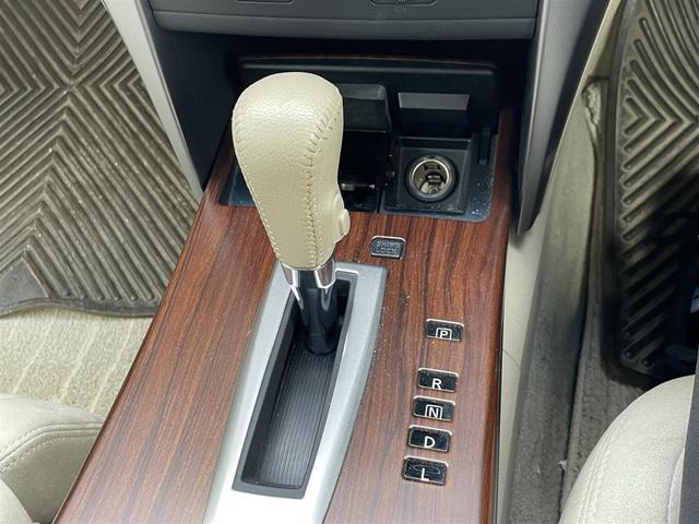 ティアナ ２５０ＸＶ　純正ナビバックカメラ　純正アルミホイール　パワーシート　ＥＴＣ（19枚目）