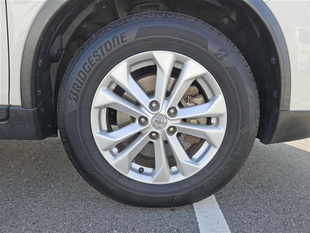 エクストレイル ２０Ｘ　エマージェンシーブレーキパッケージ　禁煙車　１オーナー　全方位モニタ　ドラレコ　クルコン　前後Ｐセンサー　衝突被害軽減　後方車両検知　ＬＥＤオートライト　純正ナビ　電動リアゲート　ＥＴＣ　防水合皮シート　前席シートヒーター　スマートキー（18枚目）