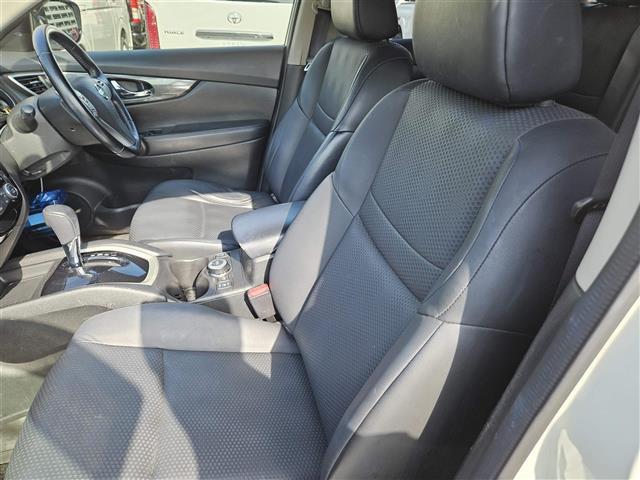 エクストレイル ２０Ｘ　エマージェンシーブレーキパッケージ　禁煙車　１オーナー　全方位モニタ　ドラレコ　クルコン　前後Ｐセンサー　衝突被害軽減　後方車両検知　ＬＥＤオートライト　純正ナビ　電動リアゲート　ＥＴＣ　防水合皮シート　前席シートヒーター　スマートキー（26枚目）