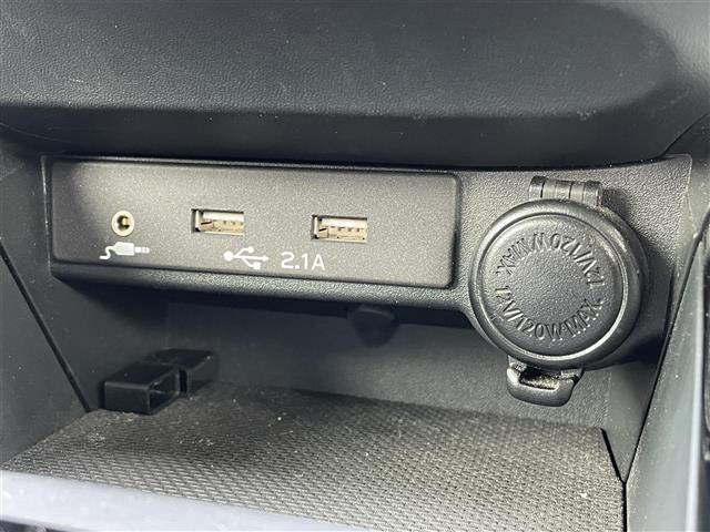 レヴォーグ ＧＴ－Ｈ　ＥＸ　純正ナビ　バックカメラ　ＥＴＣ　４ＷＤ　レーダークルーズコントロール　パワーバックドア　デジタルインナーミラー　パワーシート　シートヒーター　パドルシフト　ステアリングスイッチ　パワーステアリング（18枚目）