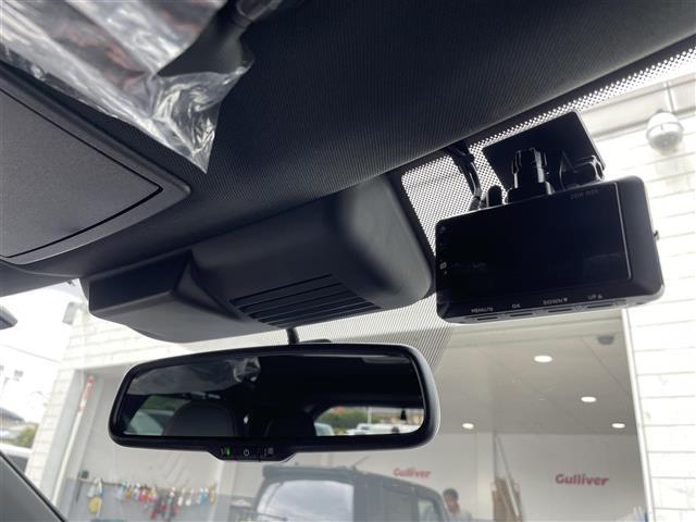 アウトランダーPHEV P 純正ナビ フルセグTV Bluetooth AM FM アラウンドビューモニター ETC 衝突軽減ブレーキ レーダークルーズコントロール パワーバックドア パワーシート ハンドルヒーター パドルシフト(29枚目)