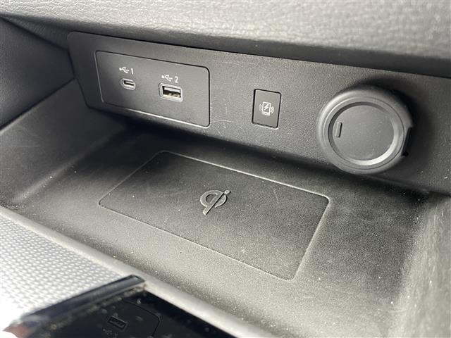 アウトランダーPHEV P 純正ナビ フルセグTV Bluetooth AM FM アラウンドビューモニター ETC 衝突軽減ブレーキ レーダークルーズコントロール パワーバックドア パワーシート ハンドルヒーター パドルシフト(33枚目)