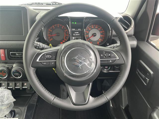 ジムニーノマド ＦＣ　衝突軽減ブレーキ　シートヒーター　レーンキープアシスト　レーダークルーズコントロール　ＬＥＤヘッドライト　フォグランプ　シートヒーター　スマートキー　プッシュスタート　４ＷＤ　オートライト（3枚目）