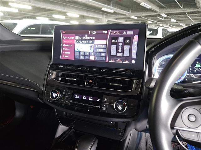 クラウンハイブリッド RS 純正12.3インチワイドディスプレイナビ フルセグ バックカメラ パノラミックビューモニター ビルトインETC2.0 ドラレコ クルコン ヘッドアップディスプレイ パワーシート/シートヒーター 禁煙車(3枚目)
