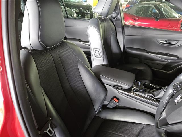 クラウンハイブリッド RS 純正12.3インチワイドディスプレイナビ フルセグ バックカメラ パノラミックビューモニター ビルトインETC2.0 ドラレコ クルコン ヘッドアップディスプレイ パワーシート/シートヒーター 禁煙車(9枚目)