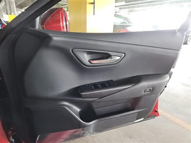 クラウンハイブリッド RS 純正12.3インチワイドディスプレイナビ フルセグ バックカメラ パノラミックビューモニター ビルトインETC2.0 ドラレコ クルコン ヘッドアップディスプレイ パワーシート/シートヒーター 禁煙車(25枚目)