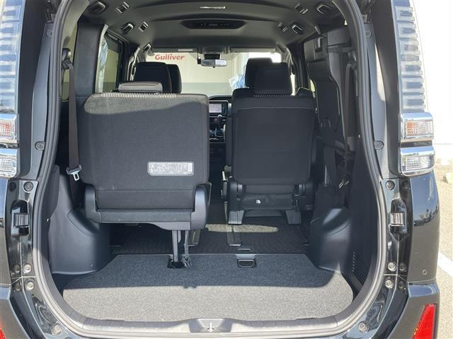 ヴォクシー ＺＳ　煌ＩＩ　純正ＳＤナビ（ＣＤ／ＤＶＤ／ＡＭ／ＦＭ／ＢＴ）　フルセグＴＶ　ＴＶキャンセラー　ステアリングスイッチ　クルーズコントロール　両側パワースライドドア　アイドリングストップ　車線逸脱警報（21枚目）