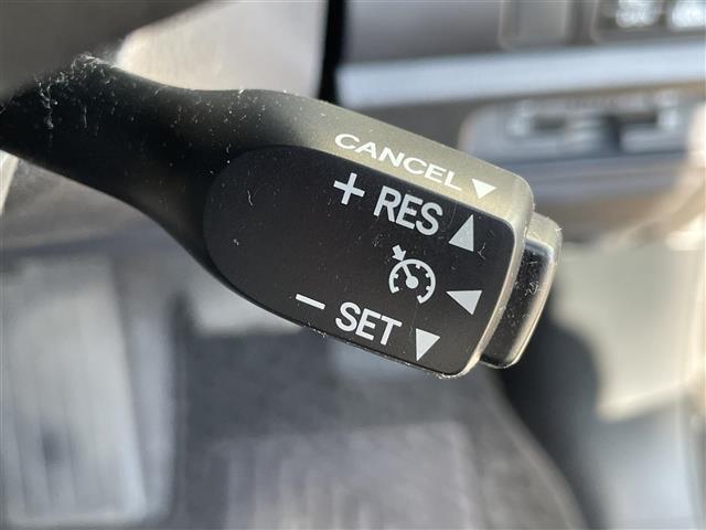 ヴォクシー ＺＳ　煌ＩＩ　純正ＳＤナビ（ＣＤ／ＤＶＤ／ＡＭ／ＦＭ／ＢＴ）　フルセグＴＶ　ＴＶキャンセラー　ステアリングスイッチ　クルーズコントロール　両側パワースライドドア　アイドリングストップ　車線逸脱警報（25枚目）