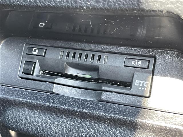 ヴォクシー ＺＳ　煌ＩＩ　純正ＳＤナビ（ＣＤ／ＤＶＤ／ＡＭ／ＦＭ／ＢＴ）　フルセグＴＶ　ＴＶキャンセラー　ステアリングスイッチ　クルーズコントロール　両側パワースライドドア　アイドリングストップ　車線逸脱警報（37枚目）