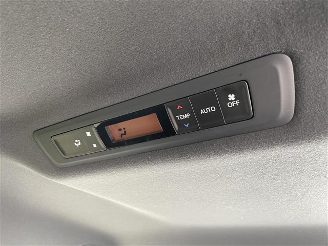 ヴォクシー ＺＳ　煌ＩＩ　純正ＳＤナビ（ＣＤ／ＤＶＤ／ＡＭ／ＦＭ／ＢＴ）　フルセグＴＶ　ＴＶキャンセラー　ステアリングスイッチ　クルーズコントロール　両側パワースライドドア　アイドリングストップ　車線逸脱警報（38枚目）