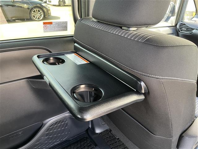 ヴォクシー ＺＳ　煌ＩＩ　純正ＳＤナビ（ＣＤ／ＤＶＤ／ＡＭ／ＦＭ／ＢＴ）　フルセグＴＶ　ＴＶキャンセラー　ステアリングスイッチ　クルーズコントロール　両側パワースライドドア　アイドリングストップ　車線逸脱警報（40枚目）