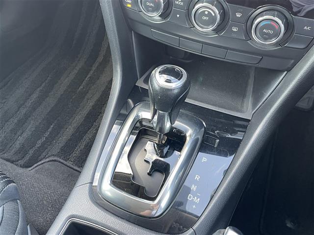 アテンザワゴン ＸＤ　純正ナビ　純正アルミホイール　純正フロアマット　純正ＬＥＤ　パドルシフト　クルーズコントロール　ルーフレール　バックカメラ　パワーステアリング　パワーウィンドウ　エアバックＷ＋サイド　ＥＴＣ　ＡＢＳ（14枚目）