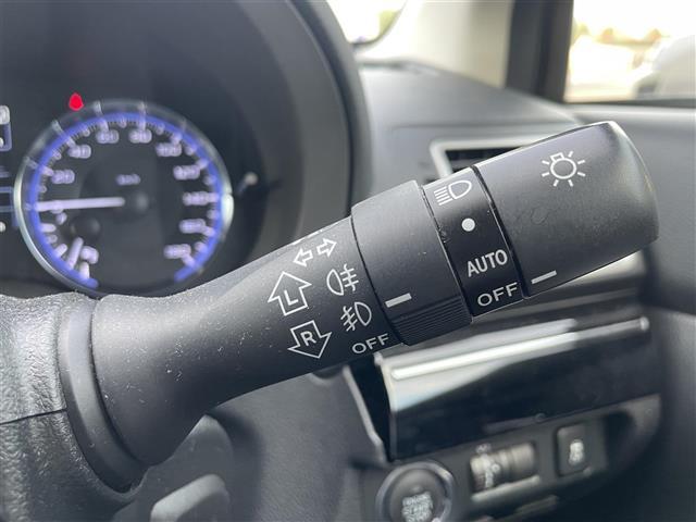 レヴォーグ 1.6GTアイサイト Sスタイル 純正ナビ クルーズコントロール 純正アルミホイール パドルシフト パワーシート パワーウィンドウ パーキングアシスト コーナーセンサー フルセグ アイドリングストップ エアバックW ETC ABS(8枚目)