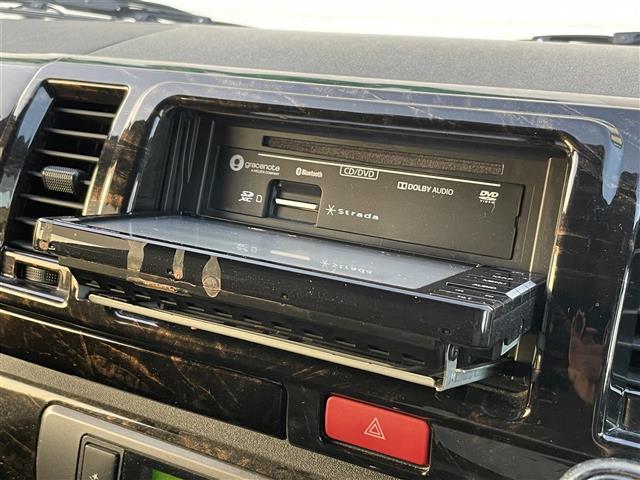 ハイエースバン スーパーGL ダーク プライムII 純正ナビ Bluetooth DVD CD フルセグTV パノラミックビューモニター 前後ドライブレコーダー デジタルインナーミラー 衝突軽減ブレーキ オートハイビーム プッシュスタート スマートキー(17枚目)