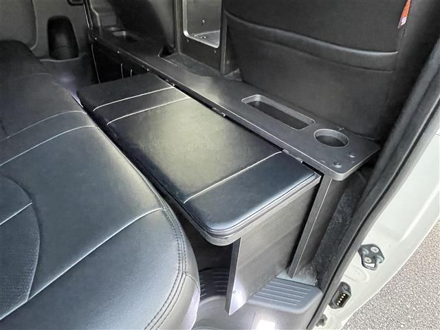 ハイエースバン スーパーGL ダーク プライムII 純正ナビ Bluetooth DVD CD フルセグTV パノラミックビューモニター 前後ドライブレコーダー デジタルインナーミラー 衝突軽減ブレーキ オートハイビーム プッシュスタート スマートキー(22枚目)