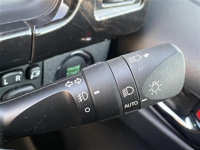 ハイエースバン スーパーGL ダーク プライムII 純正ナビ Bluetooth DVD CD フルセグTV パノラミックビューモニター 前後ドライブレコーダー デジタルインナーミラー 衝突軽減ブレーキ オートハイビーム プッシュスタート スマートキー(25枚目)